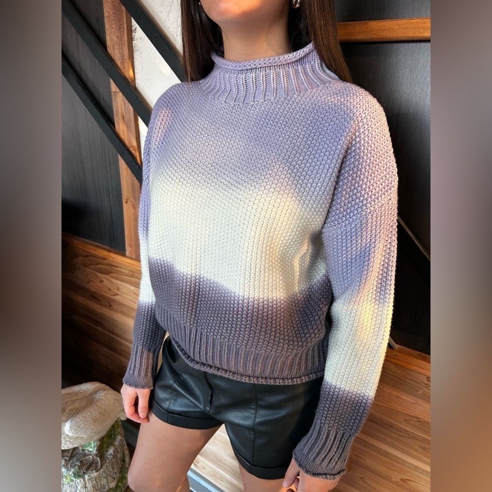 purple sweater she and sky size Medium women’s sweater - Picture 6 of 11
